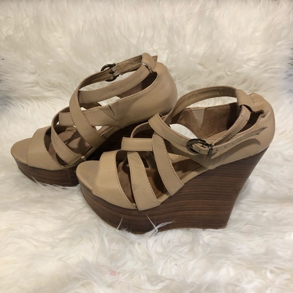 aldo nude wedges